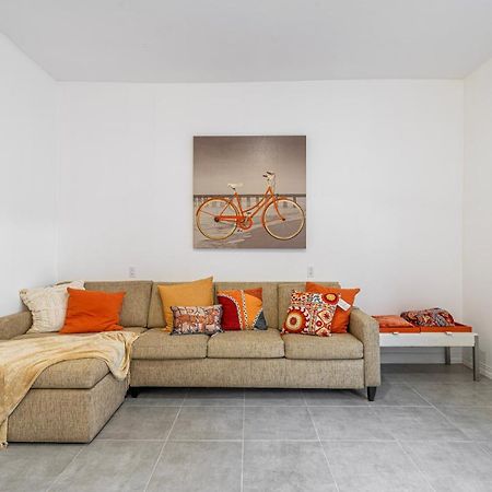 2 Br/ 1 Ba Home, Sleeps 10, 1 Min Walk To Rosarito Beach Dış mekan fotoğraf