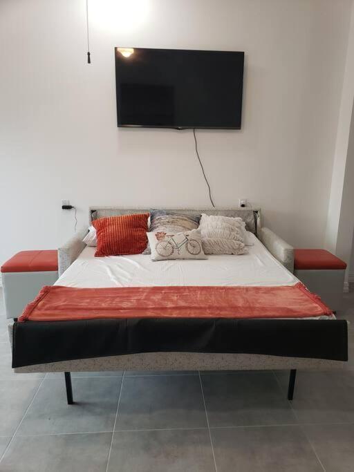 2 Br/ 1 Ba Home, Sleeps 10, 1 Min Walk To Rosarito Beach Dış mekan fotoğraf