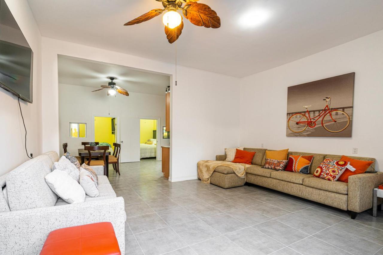 2 Br/ 1 Ba Home, Sleeps 10, 1 Min Walk To Rosarito Beach Dış mekan fotoğraf