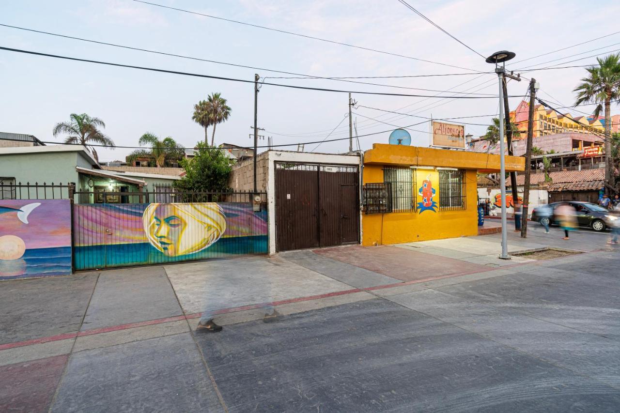 2 Br/ 1 Ba Home, Sleeps 10, 1 Min Walk To Rosarito Beach Dış mekan fotoğraf