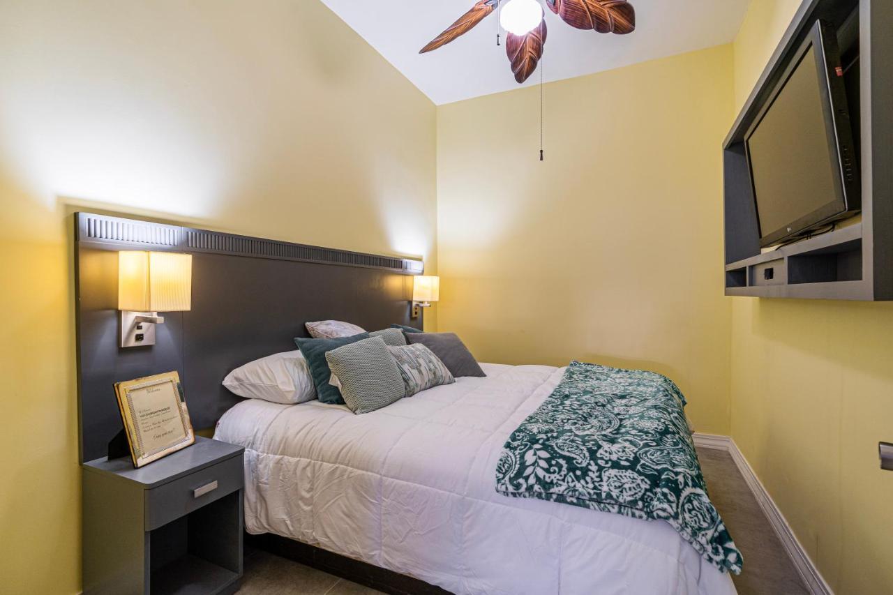 2 Br/ 1 Ba Home, Sleeps 10, 1 Min Walk To Rosarito Beach Dış mekan fotoğraf