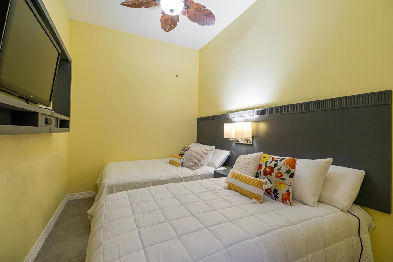 2 Br/ 1 Ba Home, Sleeps 10, 1 Min Walk To Rosarito Beach Dış mekan fotoğraf